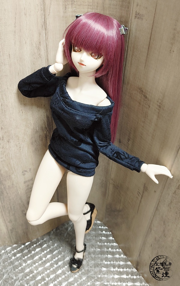 Smart Doll オフショルダー英字フロッキーカットソーワンピース コクーンシルエット