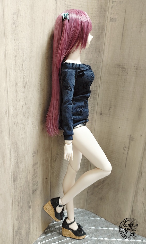 Smart Doll オフショルダー英字フロッキーカットソーワンピース コクーンシルエット