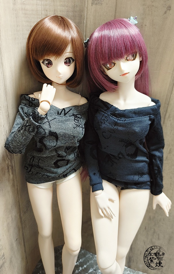Smart Doll オフショルダー英字フロッキーカットソーワンピース コクーンシルエット