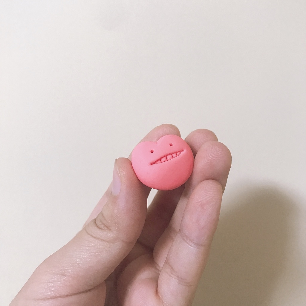 ハートちゃん ブローチ・ピンバッジ【侵食】