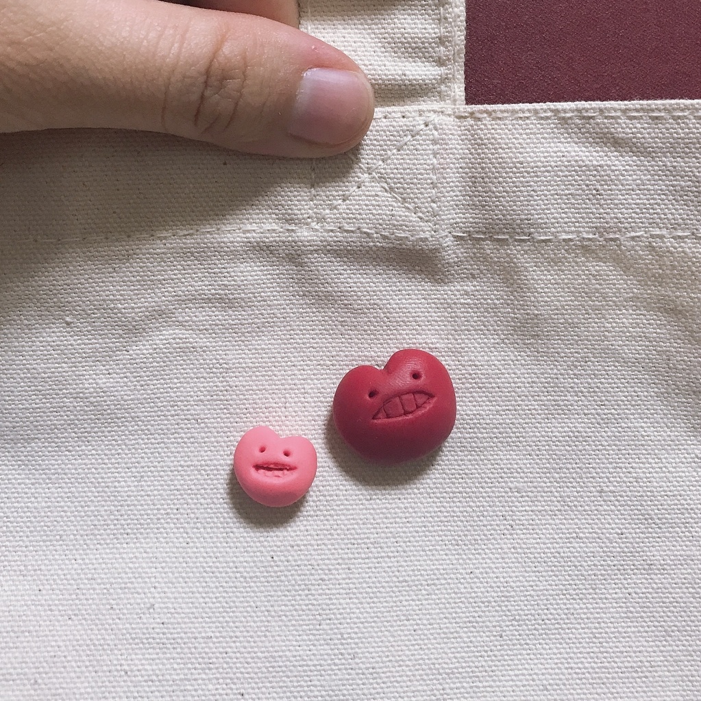 ハートちゃん ブローチ・ピンバッジ【侵食】