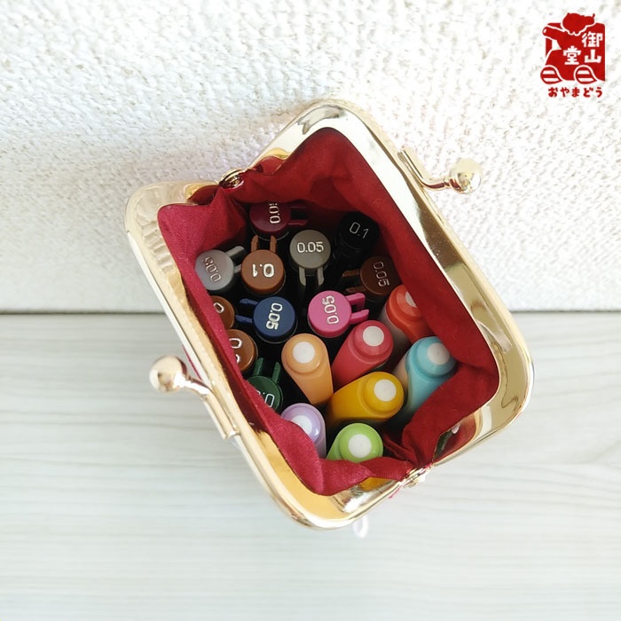 ペンケース わさびとからし かすたまいず!がま口ペンケースwith缶バッジ~わさびとからし・赤~