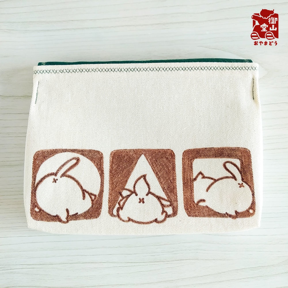 【マステ付き】猫ポーチ わさからもみじの手描きおしりポーチ わさび色(緑) フタ付きマチありタイプ