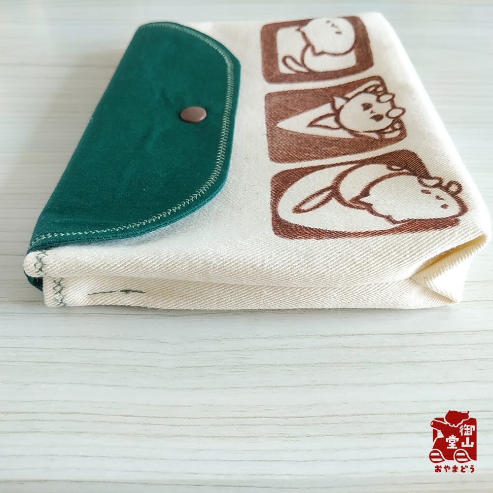 【マステ付き】猫ポーチ わさからもみじの手描きおしりポーチ わさび色(緑) フタ付きマチありタイプ