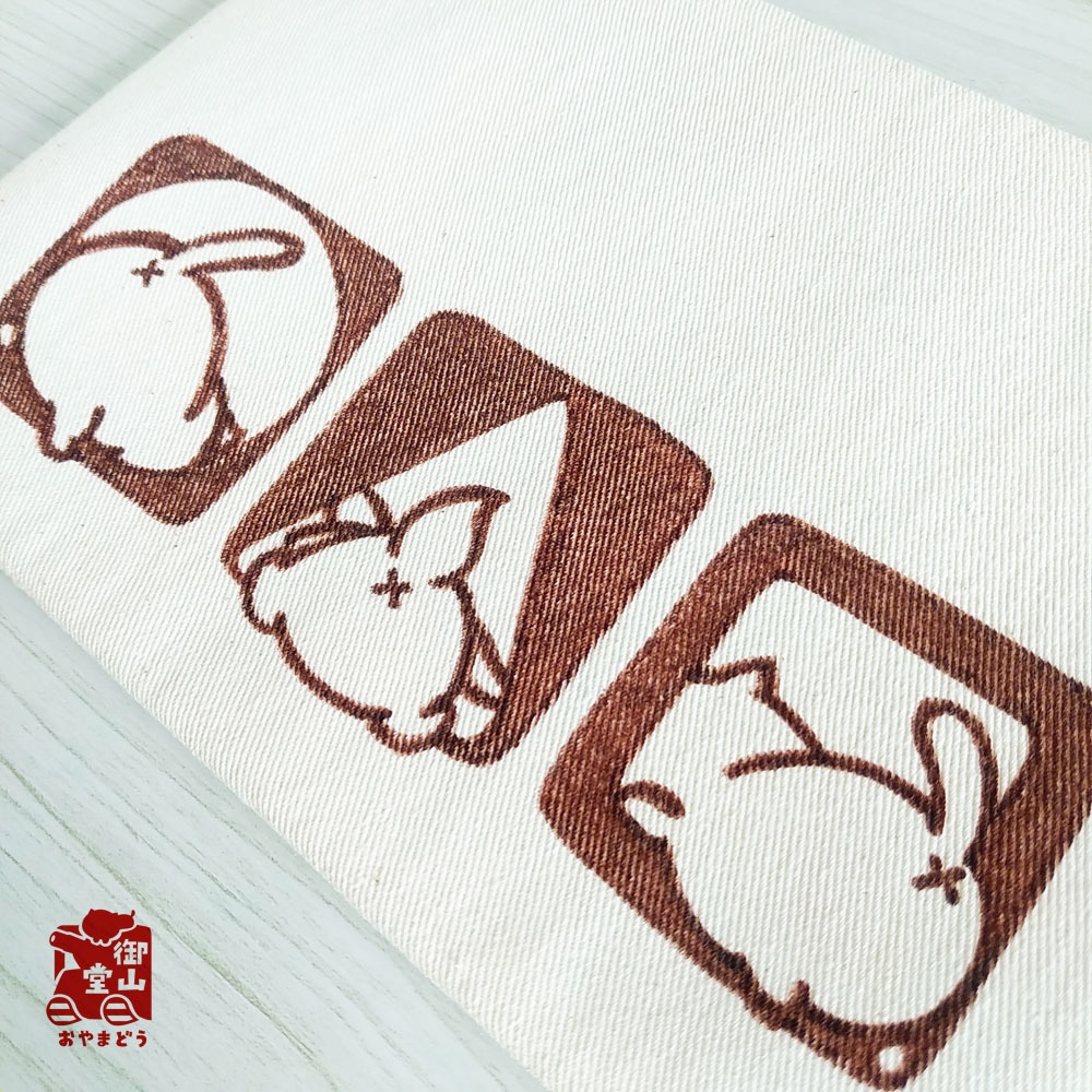 【マステ付き】猫ポーチ わさからもみじの手描きおしりポーチ もみじ色(赤) フラットタイプ