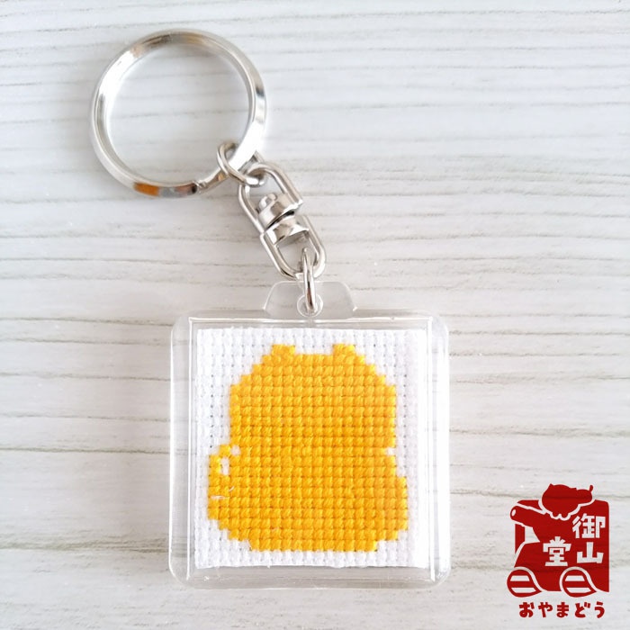 わさからもみじ ぽってりおすわり姿の刺繍キーホルダー(3個セット)