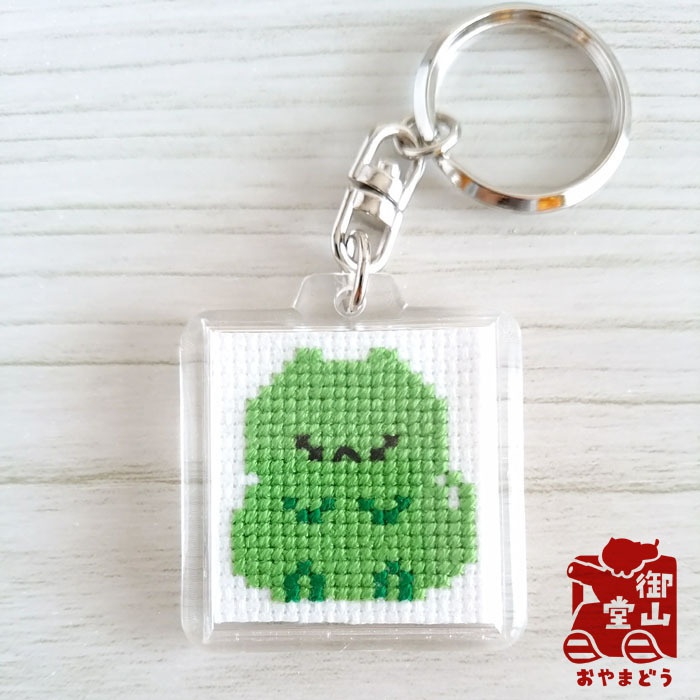 わさからもみじ ぽってりおすわり姿の刺繍キーホルダー(3個セット)