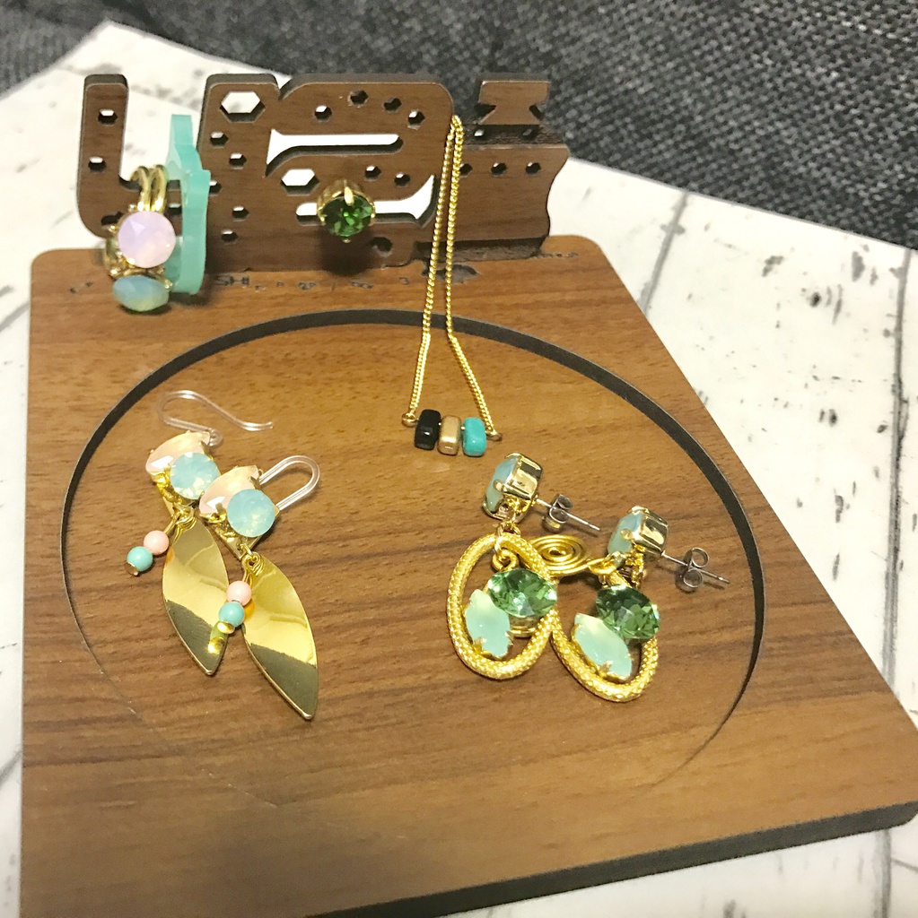 新荒 木製アクセサリーホルダー