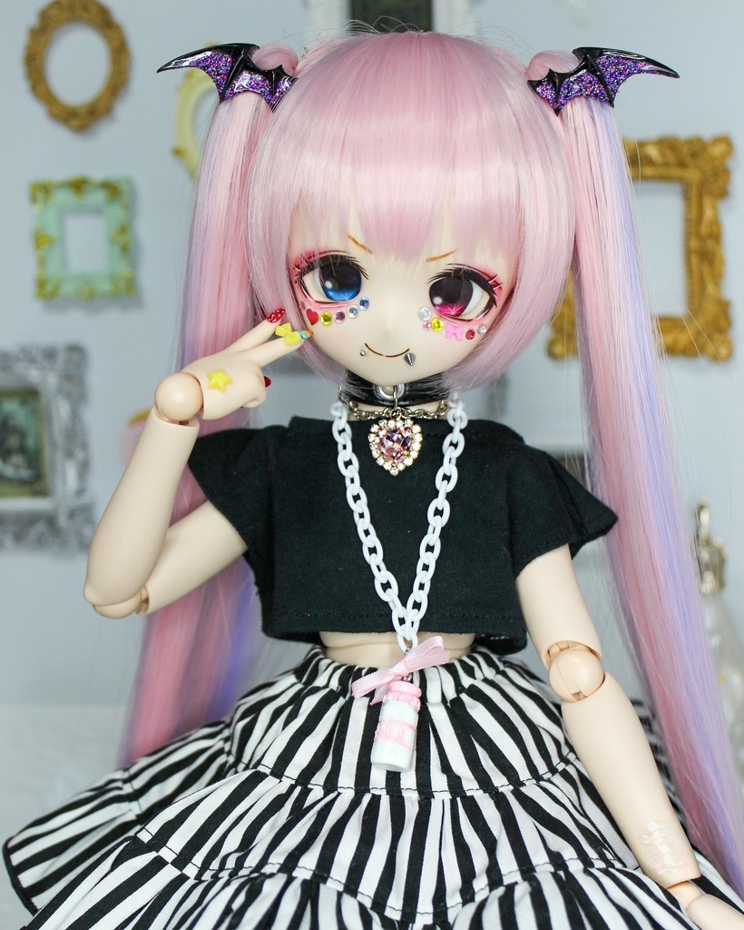 ハートビジューチョーカー