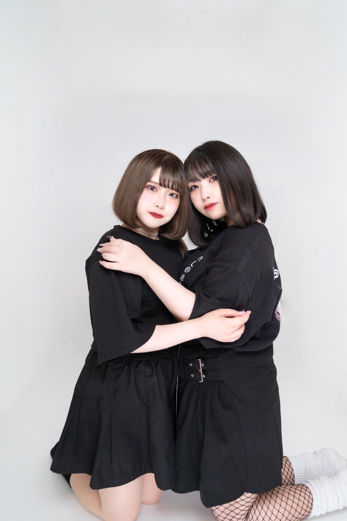 ②
