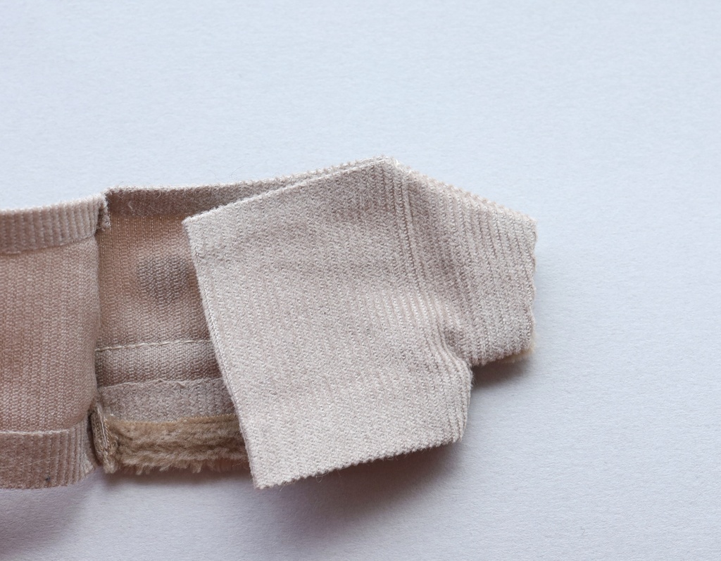 ふわふわカットソー(ベージュ)