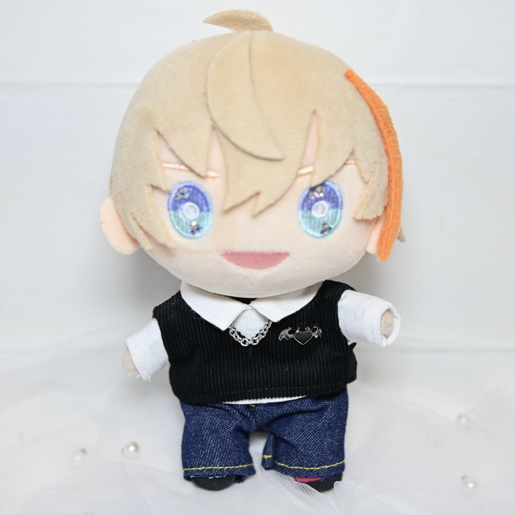 チェーン付きシャツ&ワンポイントベスト