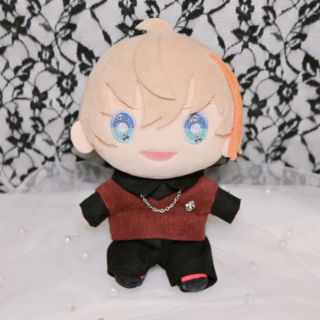 チェーン付きシャツ&ワンポイントベスト