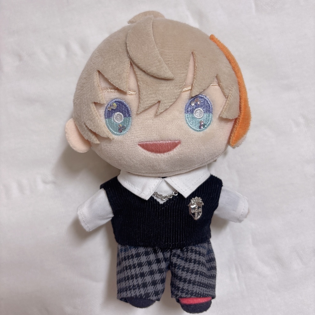 チェーン付きシャツ&ワンポイントベスト