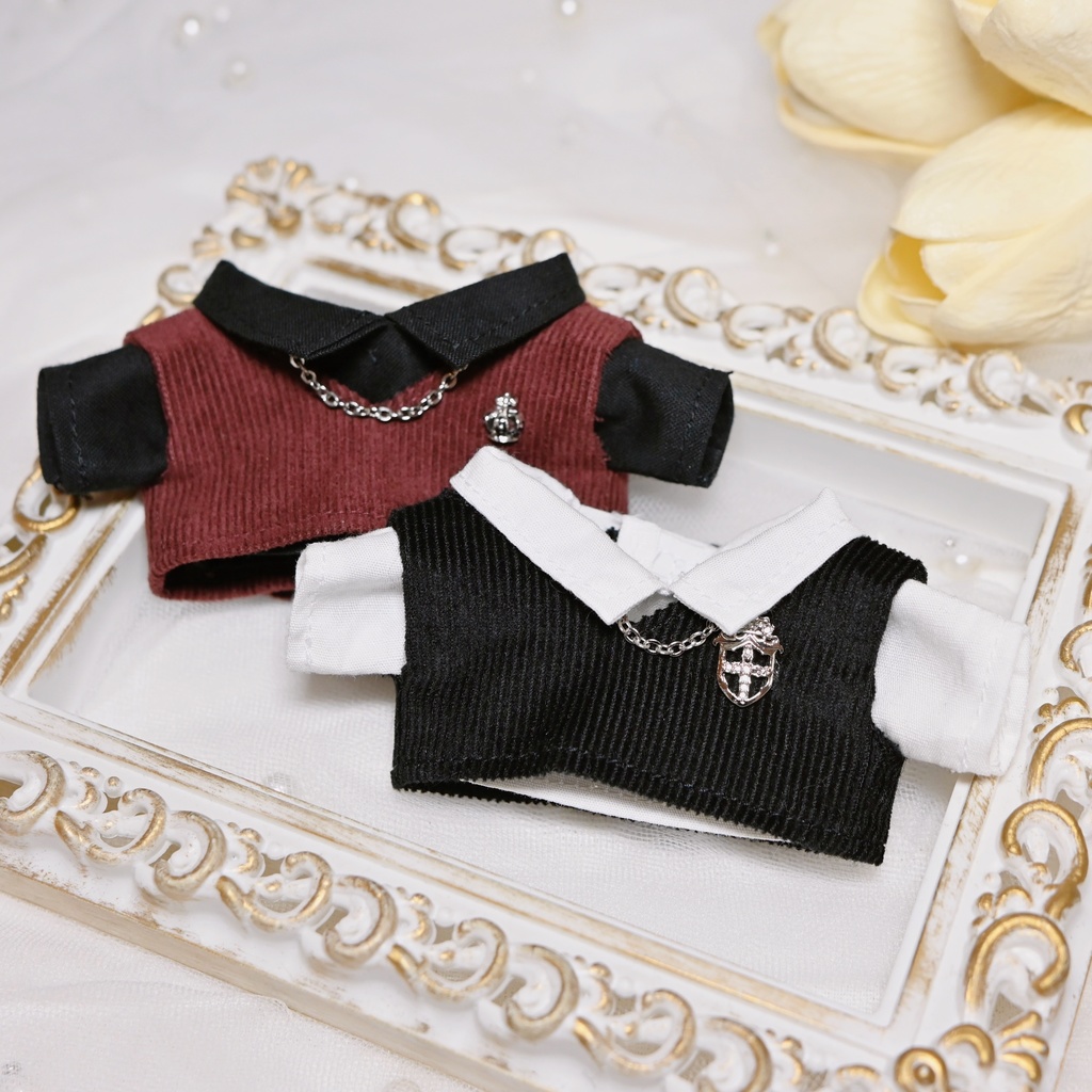 チェーン付きシャツ&ワンポイントベスト