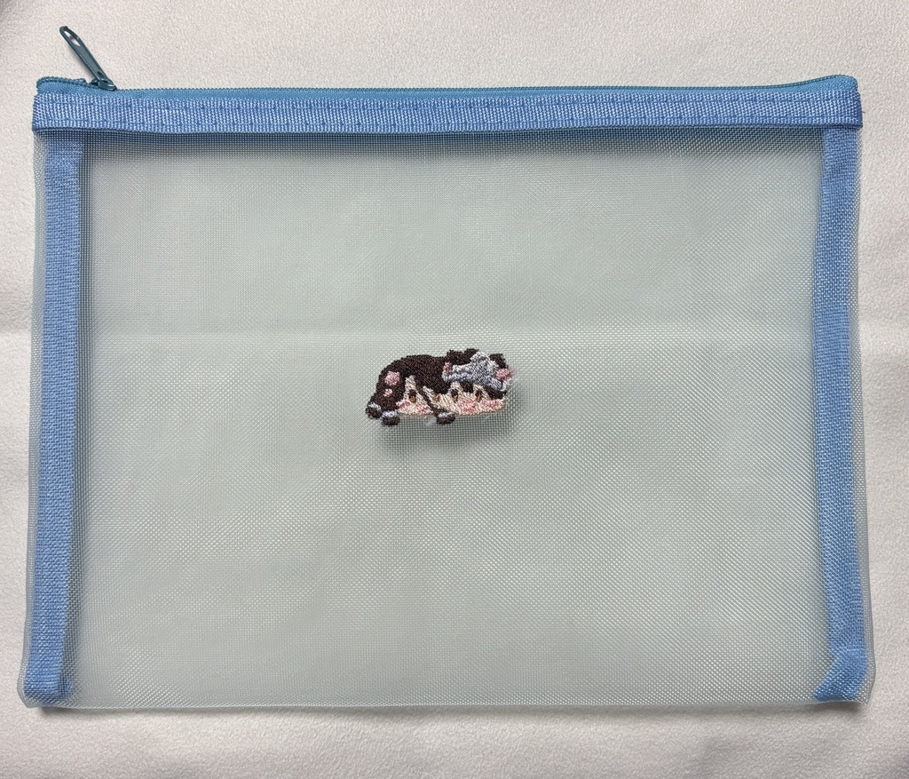 司クロ刺繍メッシュポーチ