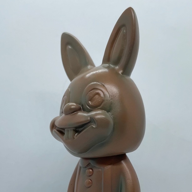 きぐるみうさぎ ブロンズ