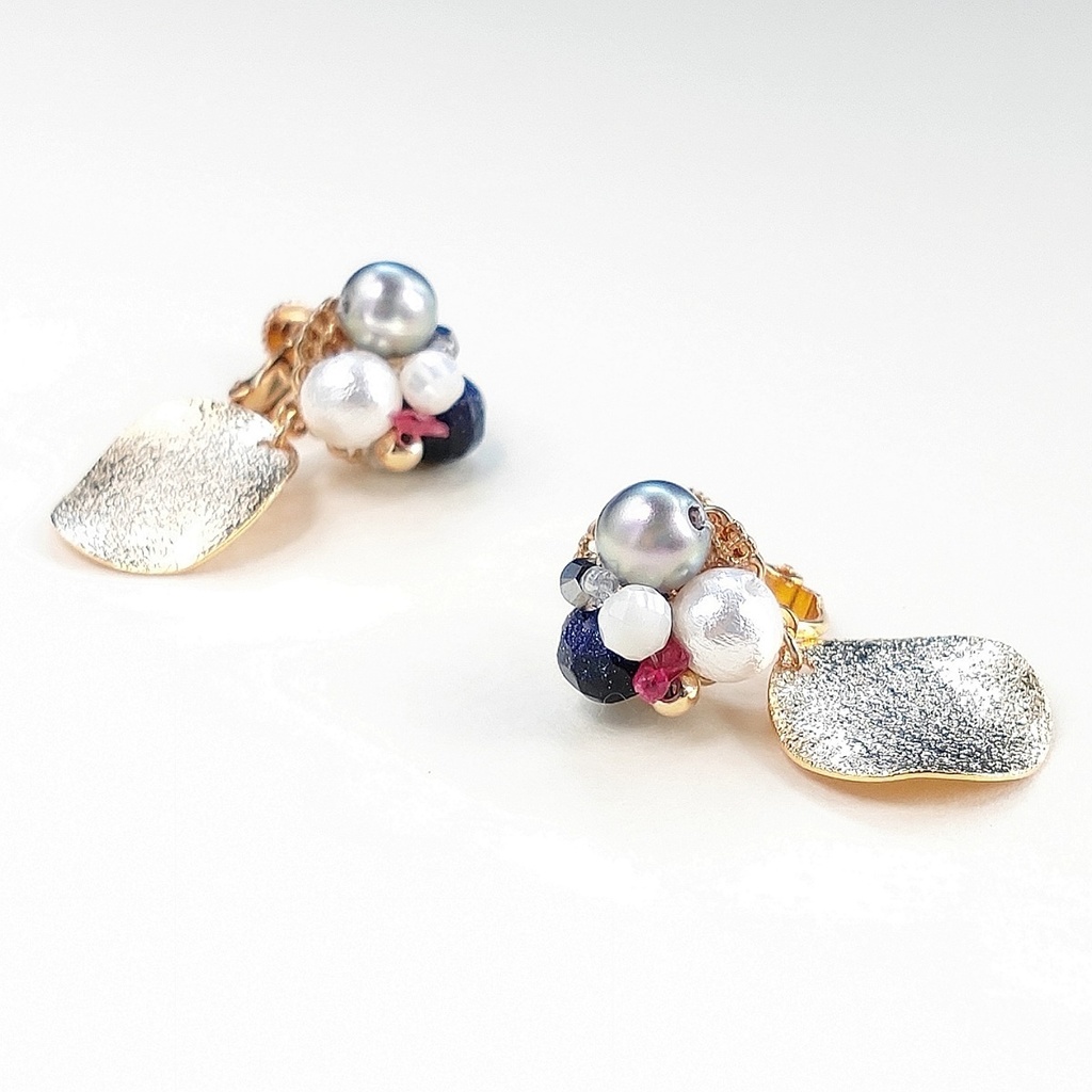 ノクターン イヤリング(土日祝除く3日以内発送)