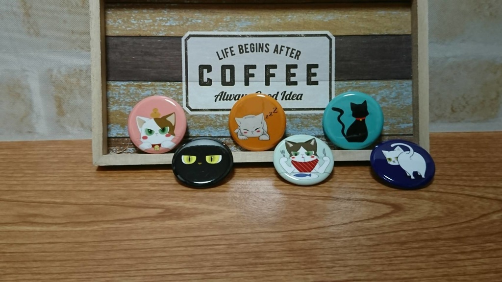 にゃんにゃん缶バッチ