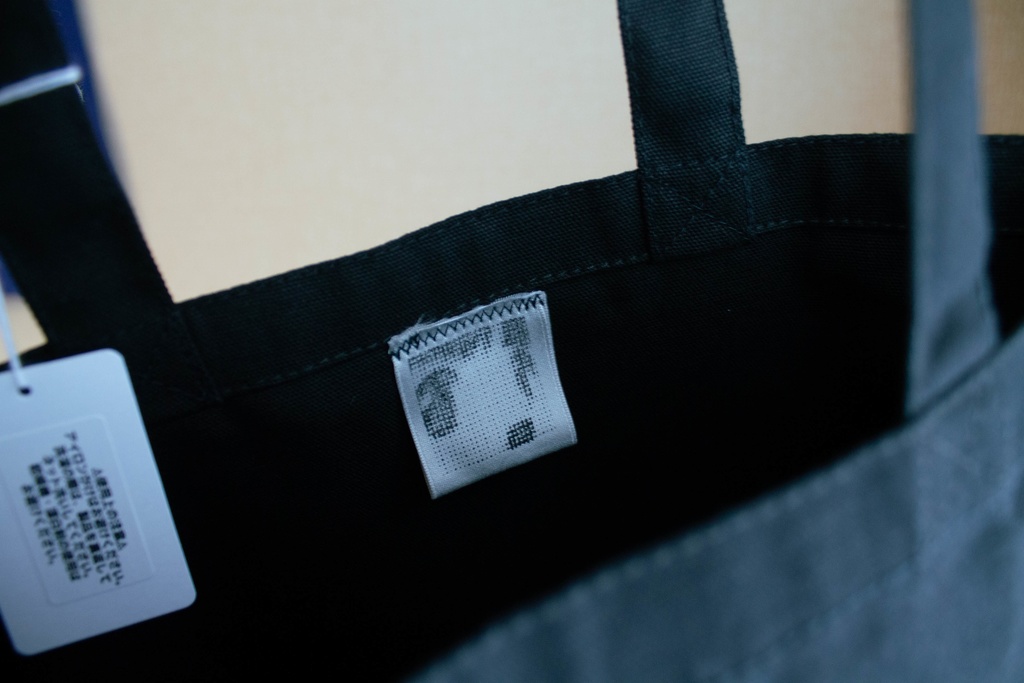 レンチキュラートート(Chara glitch)