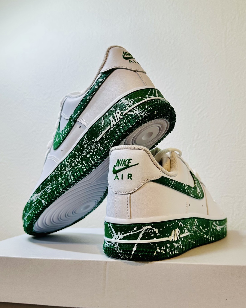 スニーカーペイント