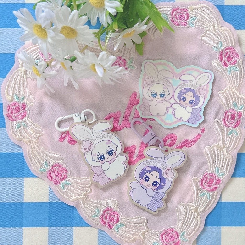 Tokidokiさんコラボあざとうさハートちゃんアクキー＋ノベルティセット