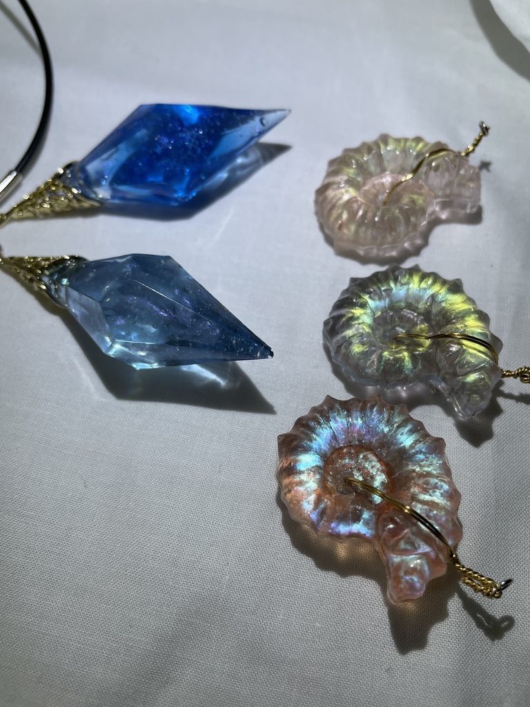 魔術師のペンデュラム『クリスタルウィング』