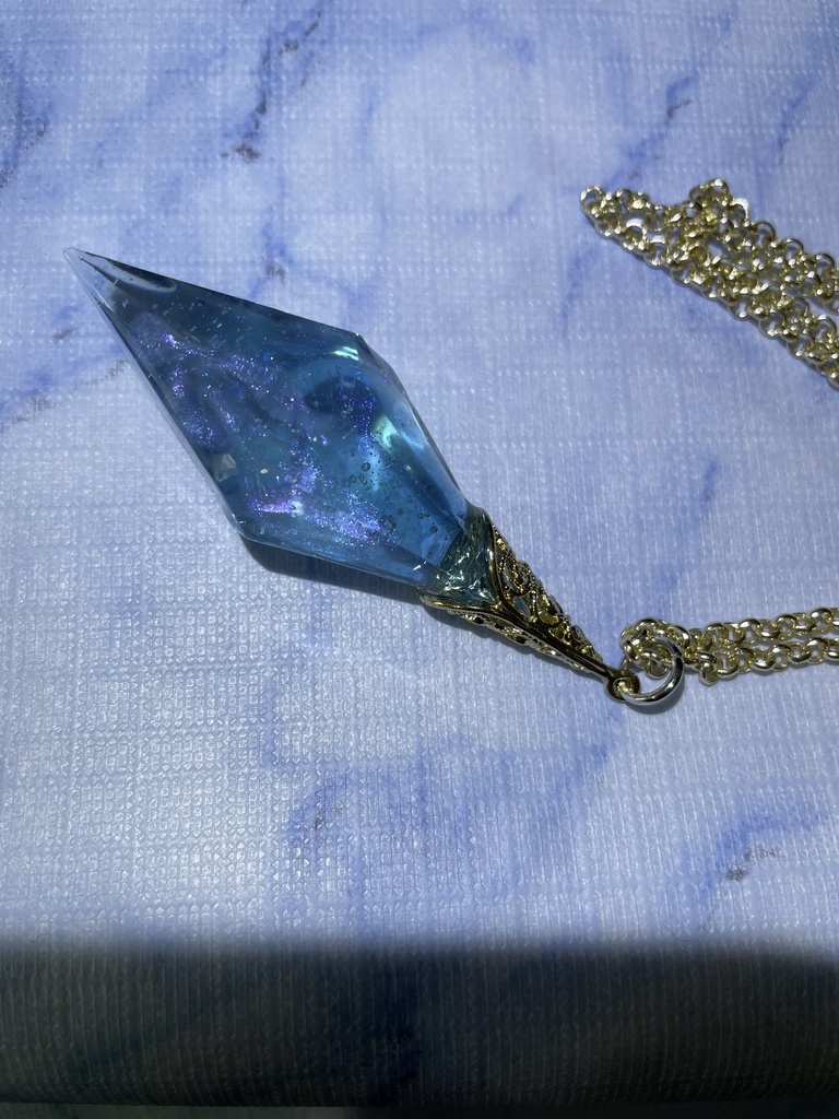 魔術師のペンデュラム『クリスタルウィング』