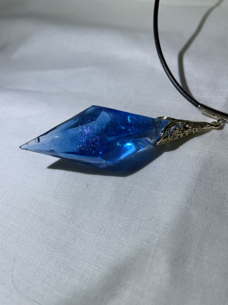 魔術師のペンデュラム『クリスタルウィング』