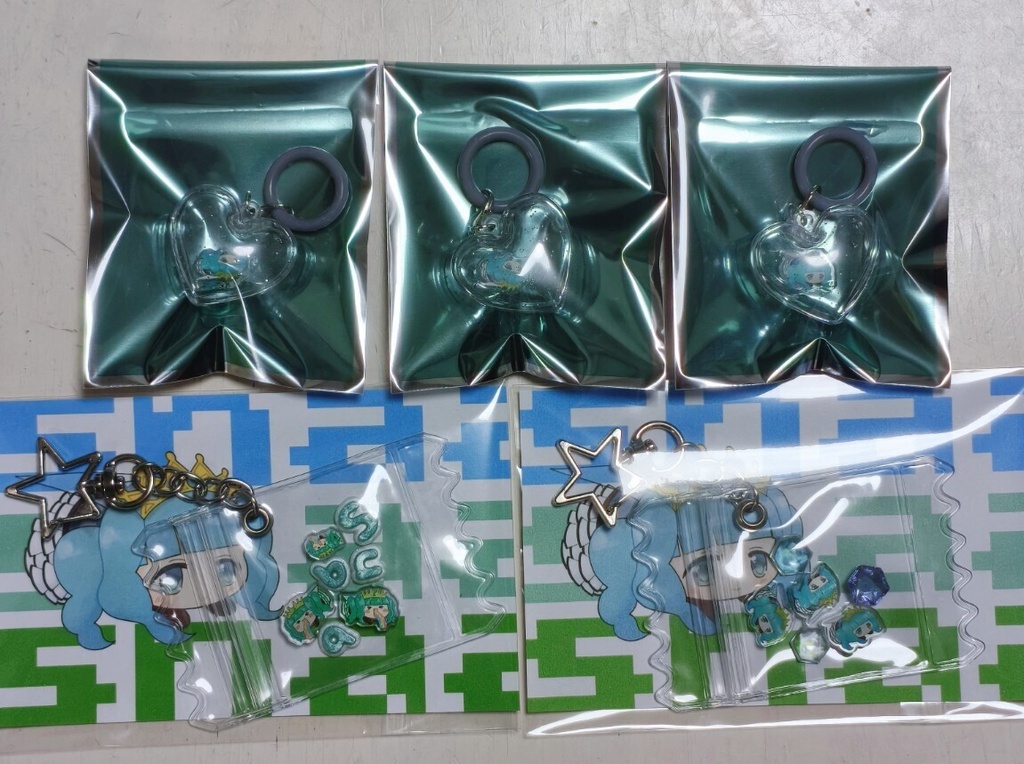 snaa-chan goods(かさマーカー、シャカシャカキーホルダー)