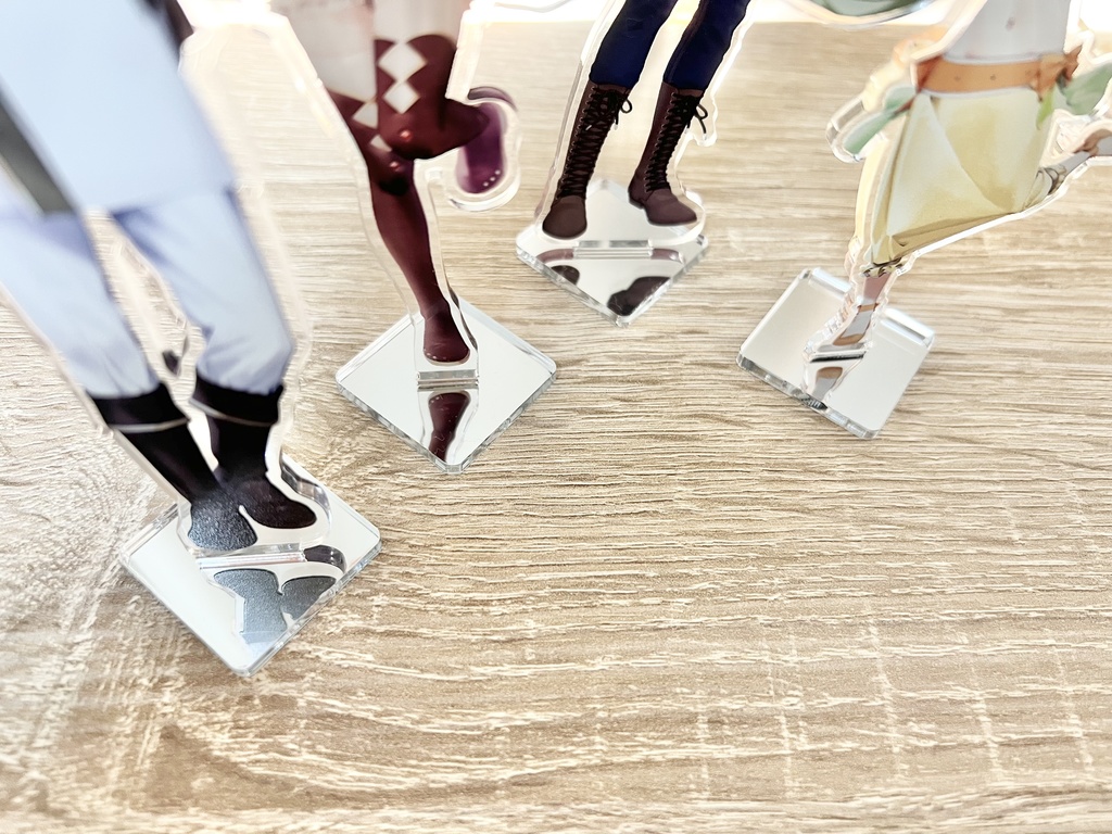 アクリルフィギュアスタンド(1/12scale) PERGAMENT GARTEN