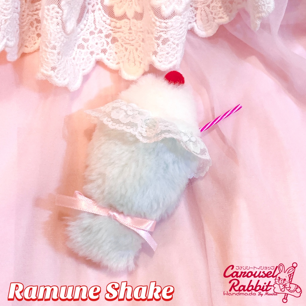 【受注作品】ファンシーシェイクブローチ