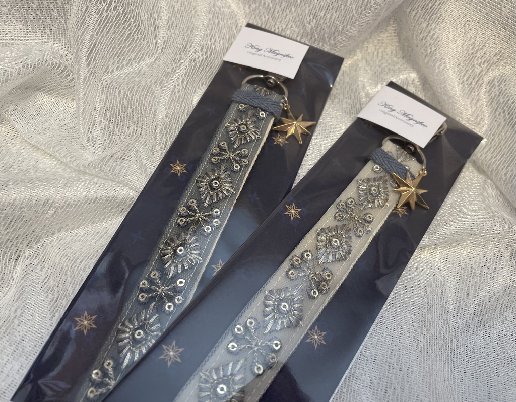 スマホハンドストラップ