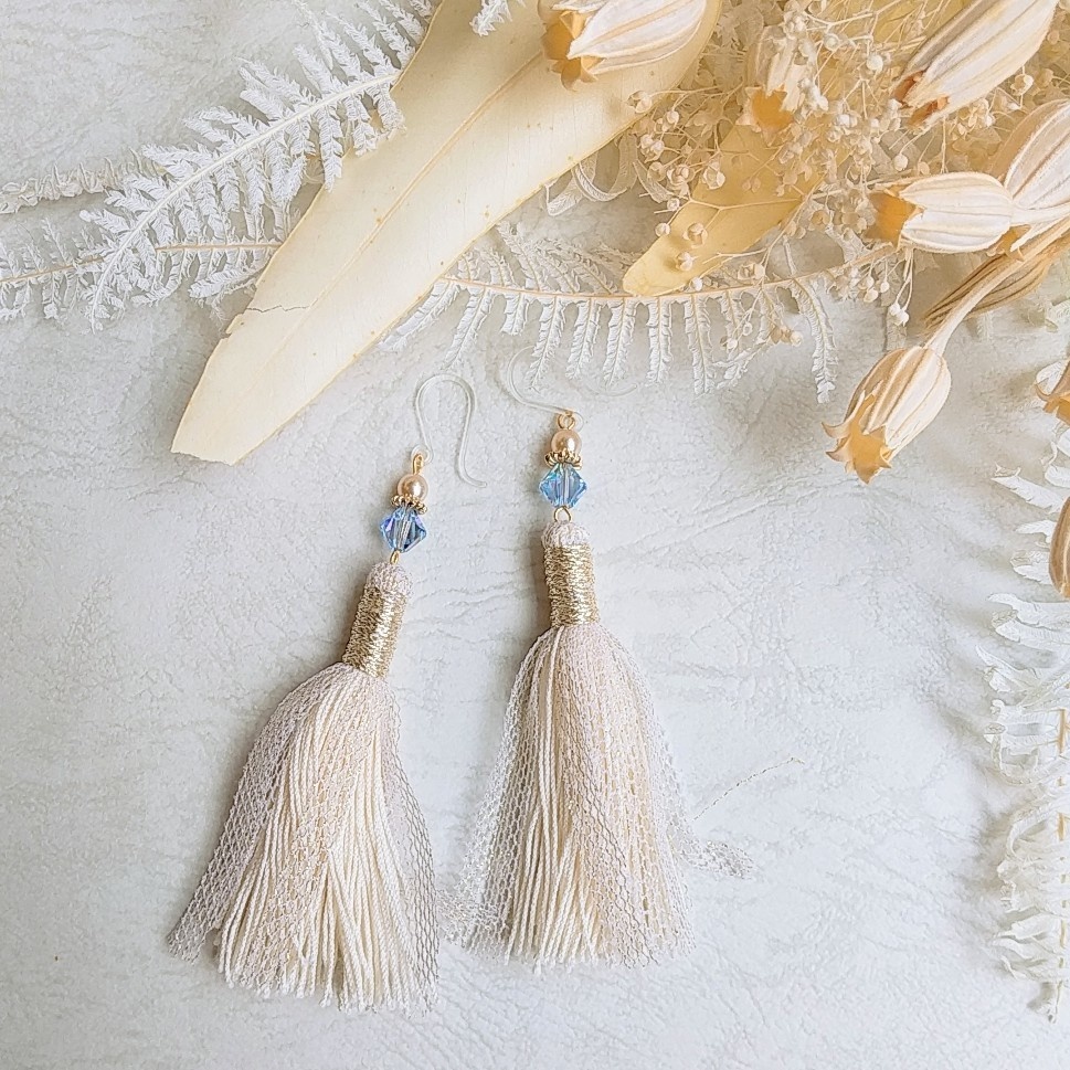 秀零(瞳色)イメージイヤリング(ピアス)