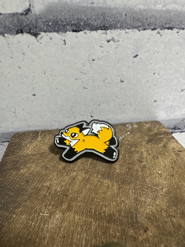 エナメルピンバッチ