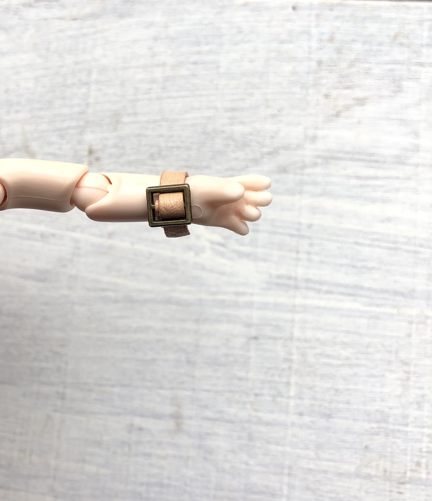 革の腕時計⭐︎ドール