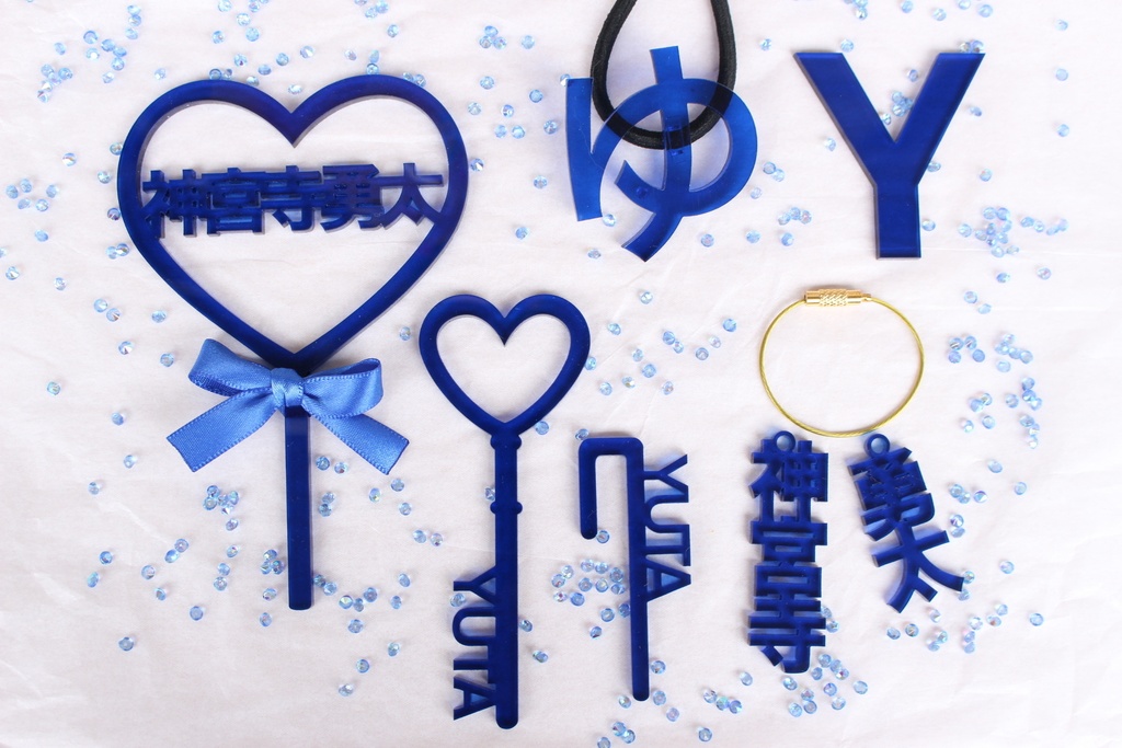 【選べる9色・名入れ】うちわ5文字 リボン付き