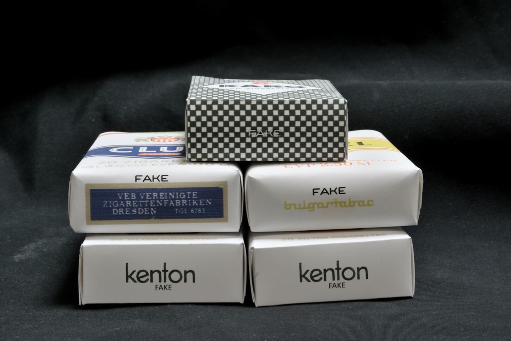 東ドイツたばこレプリカ