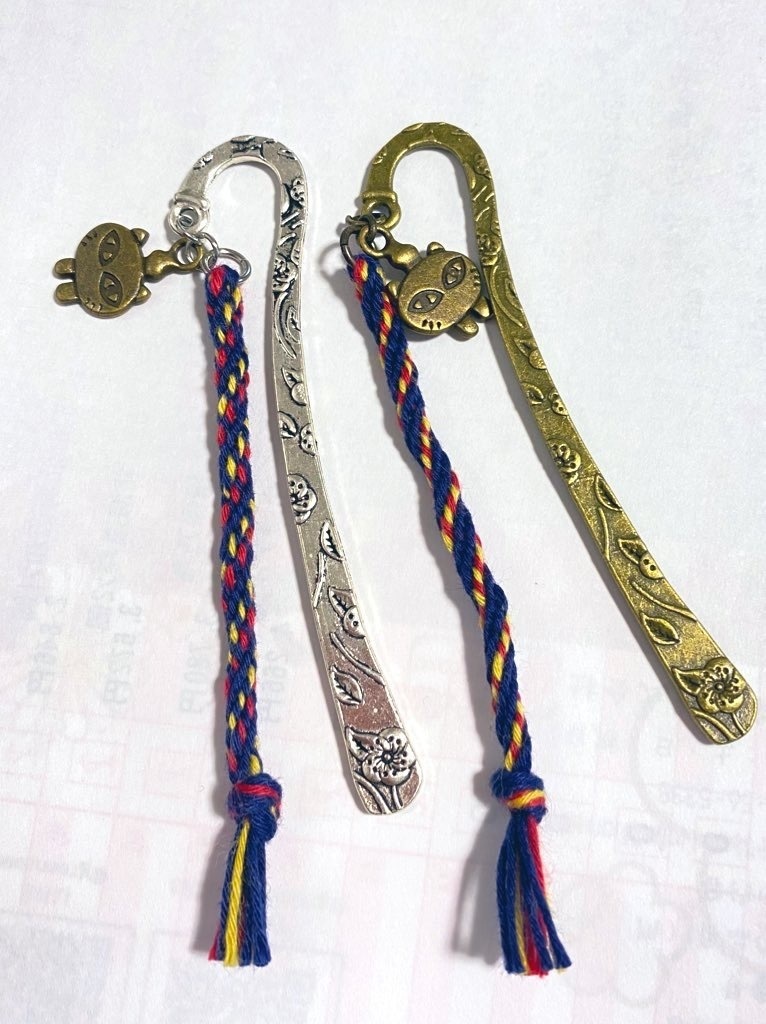 尾形イメージブックマーカー