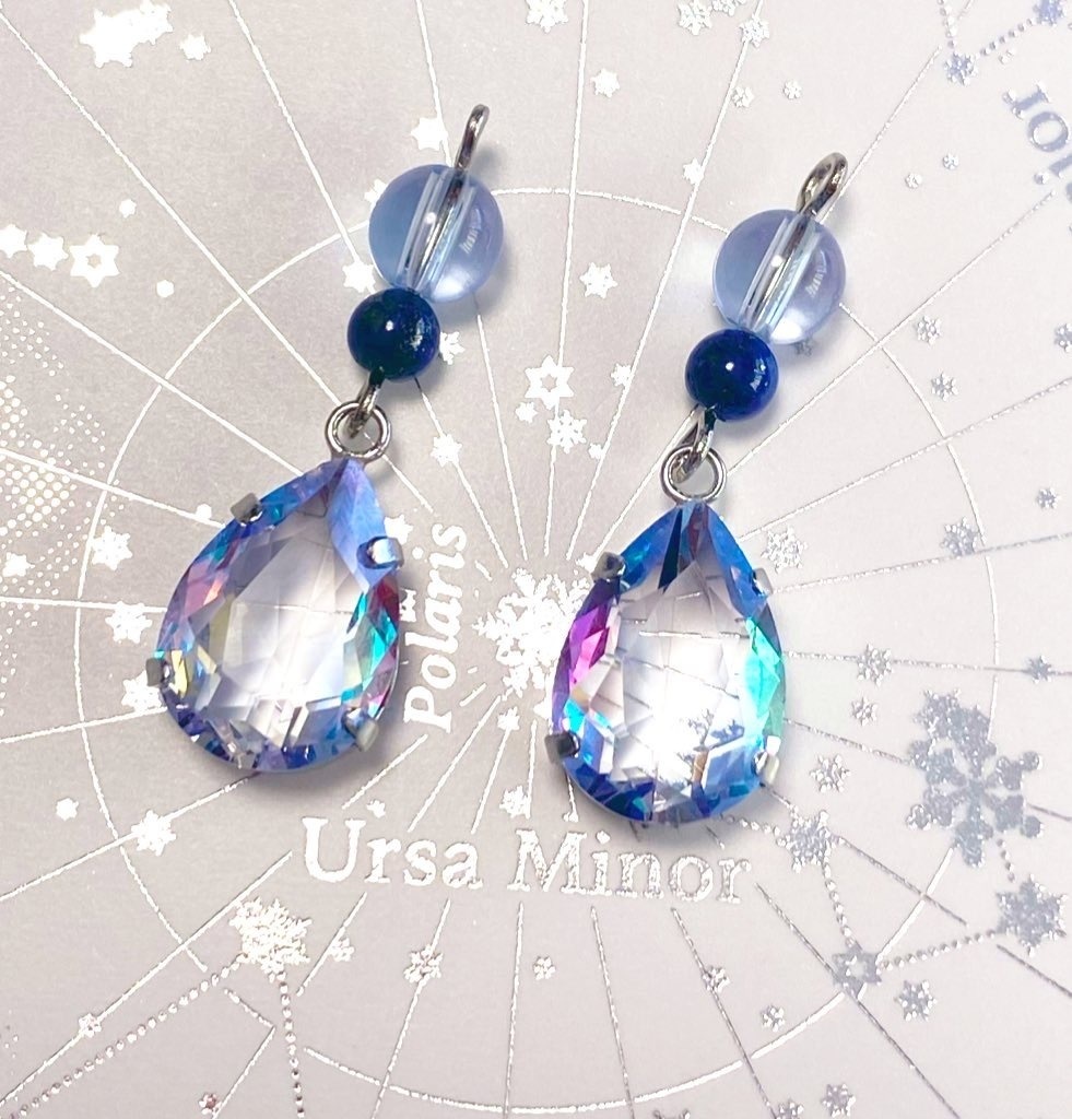 眠れる泉の雫ピアス