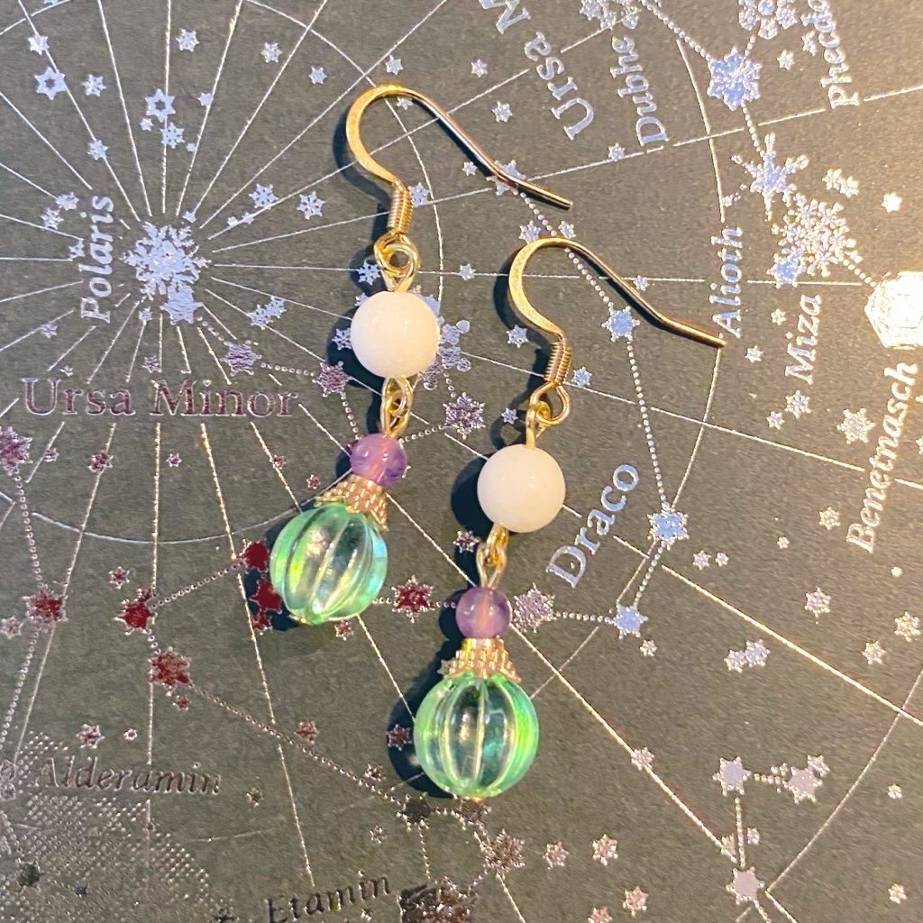 和風ランタン耳飾り