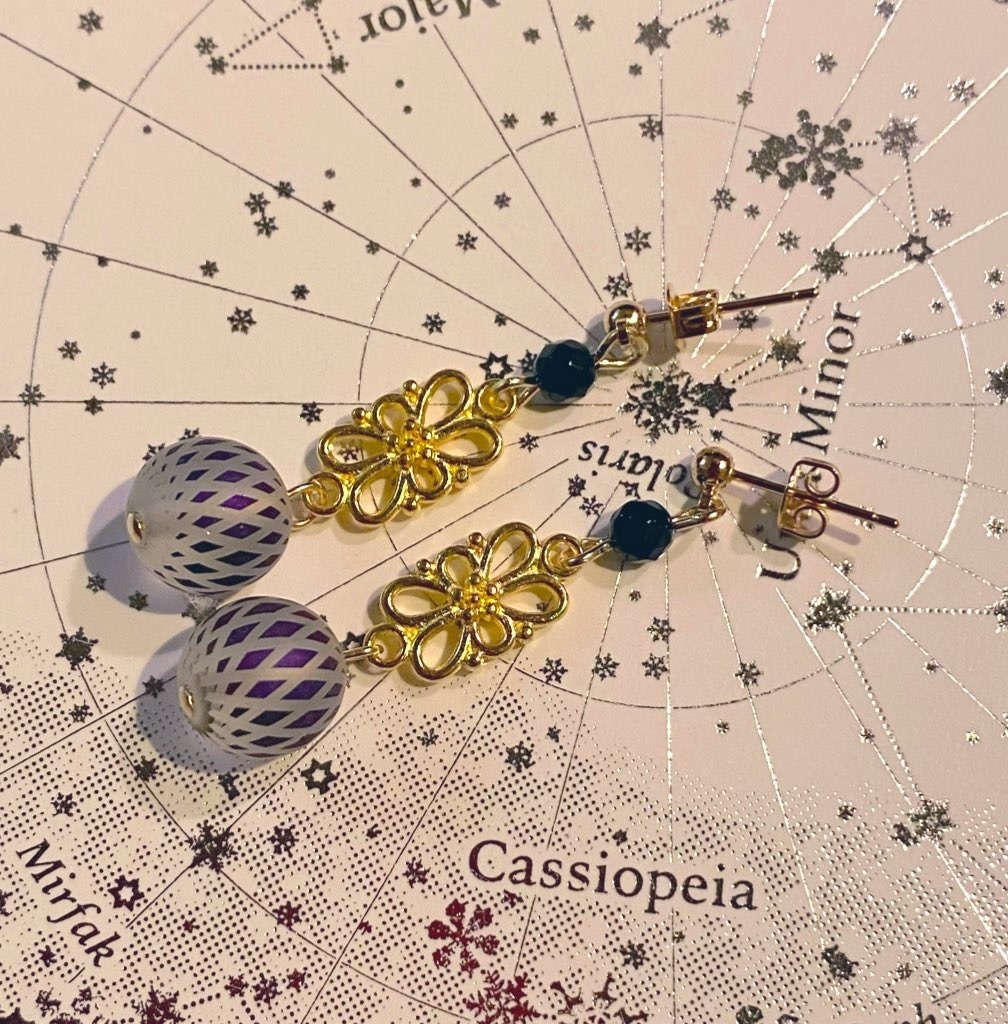 結守りの耳飾り②