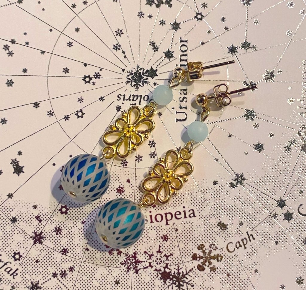 結守りの耳飾り②