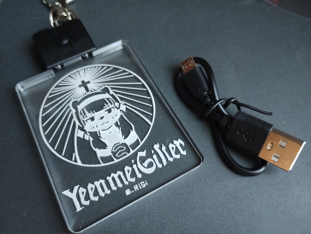 ぶちえなちゃんゲーミングアクキー