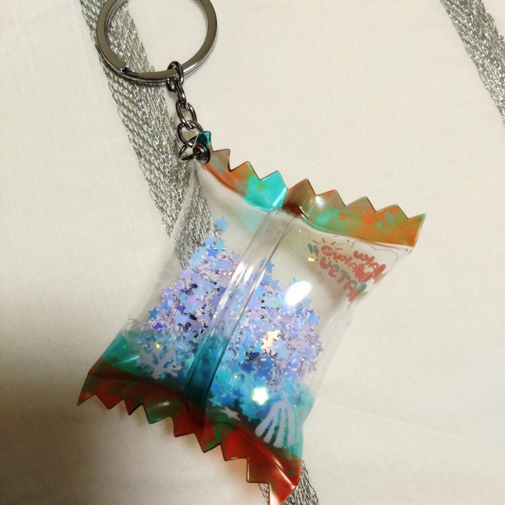 シャカシャカキーホルダー