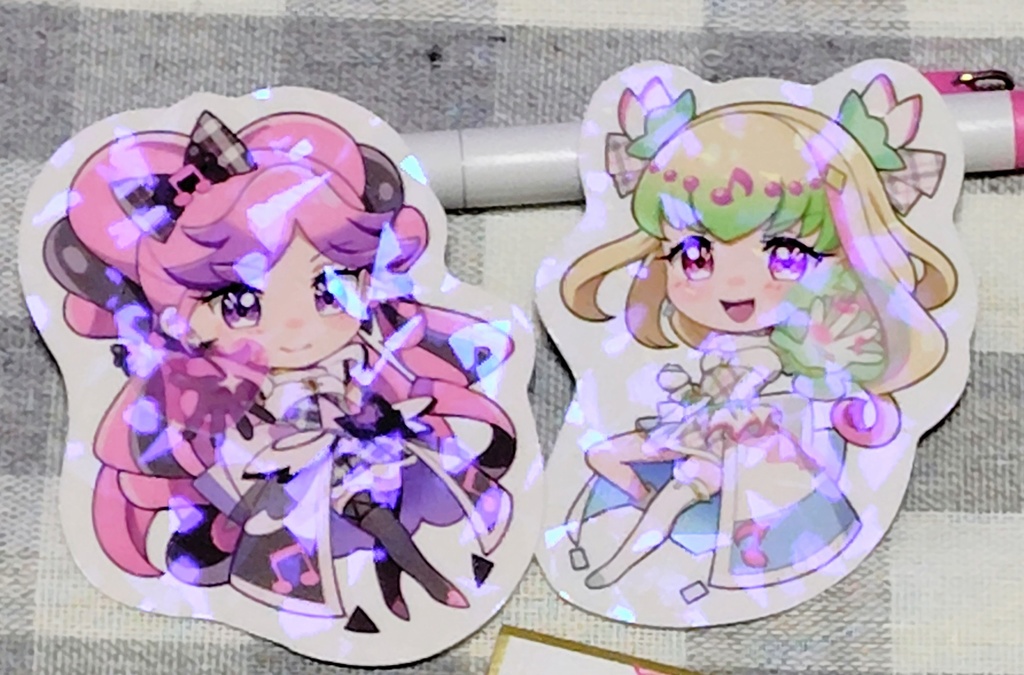 キュアズキューン、キュアキッスのホログラムシール