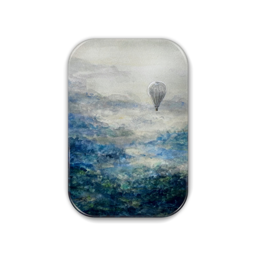 霧のかかった景色　気球　缶バッジ