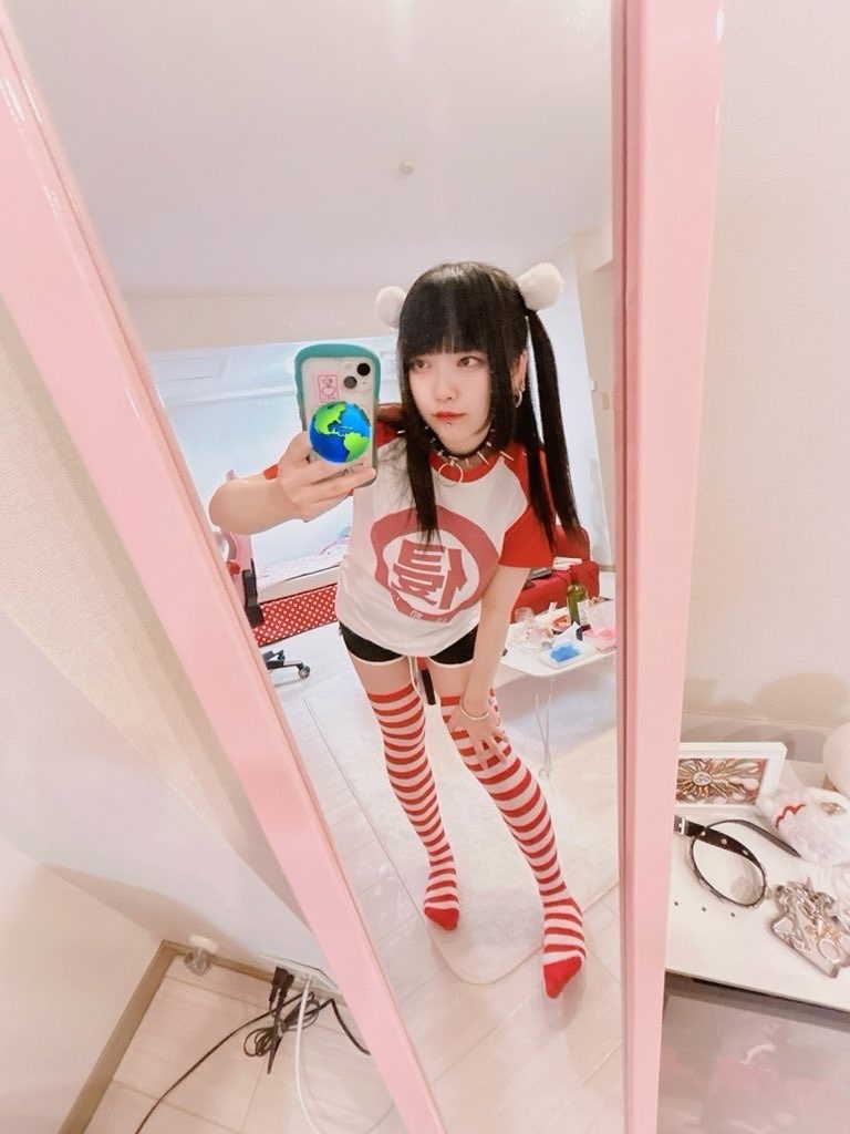 侵略者ラグラン【侵略レッド】