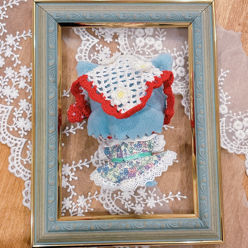 いちご畑のバブーシュカ