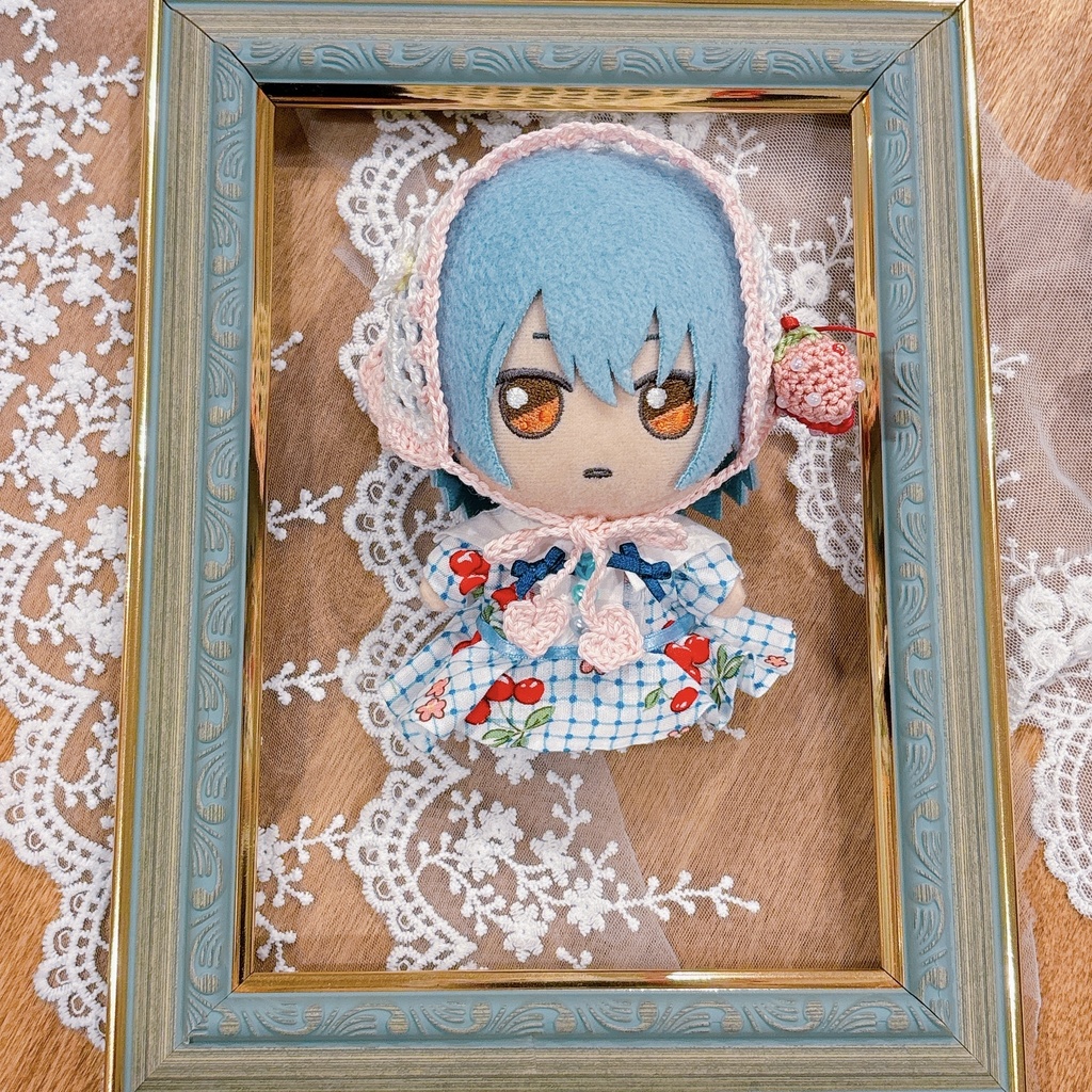 いちご畑のバブーシュカ